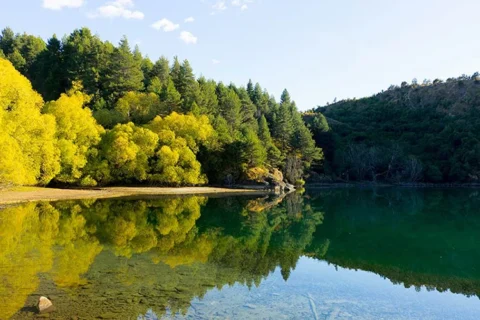 پوستر کاغذ دیواری دریاچه